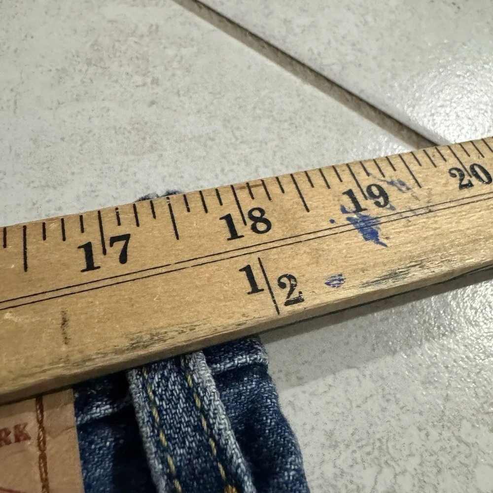 Levis 550 Jean Shorts Mens 38 Blue‎ Medium Wash Denim Skater Grunge 10
